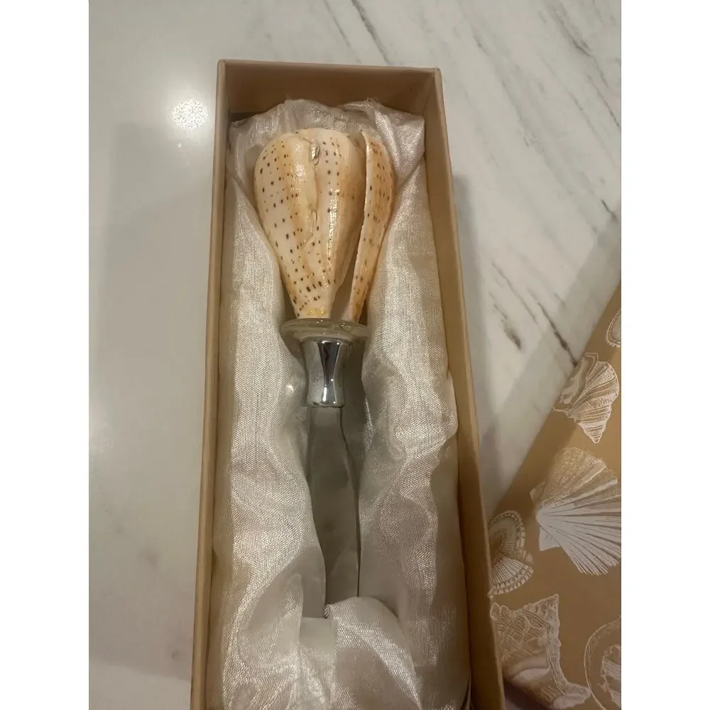 Two’s Company Sand Bar Shell Spreader Natural Seashell Handle Boxed Coastal